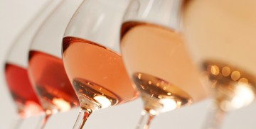 Un restaurant a vândut vin roze de 15.500 de euro într-o singură zi